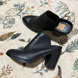 Dolce Vita Black Leather Mules women’s size 8.5